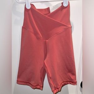 NWT - Aerie Crossover 7” Bike Shorts “Chill. Play. Move.” - Size XS